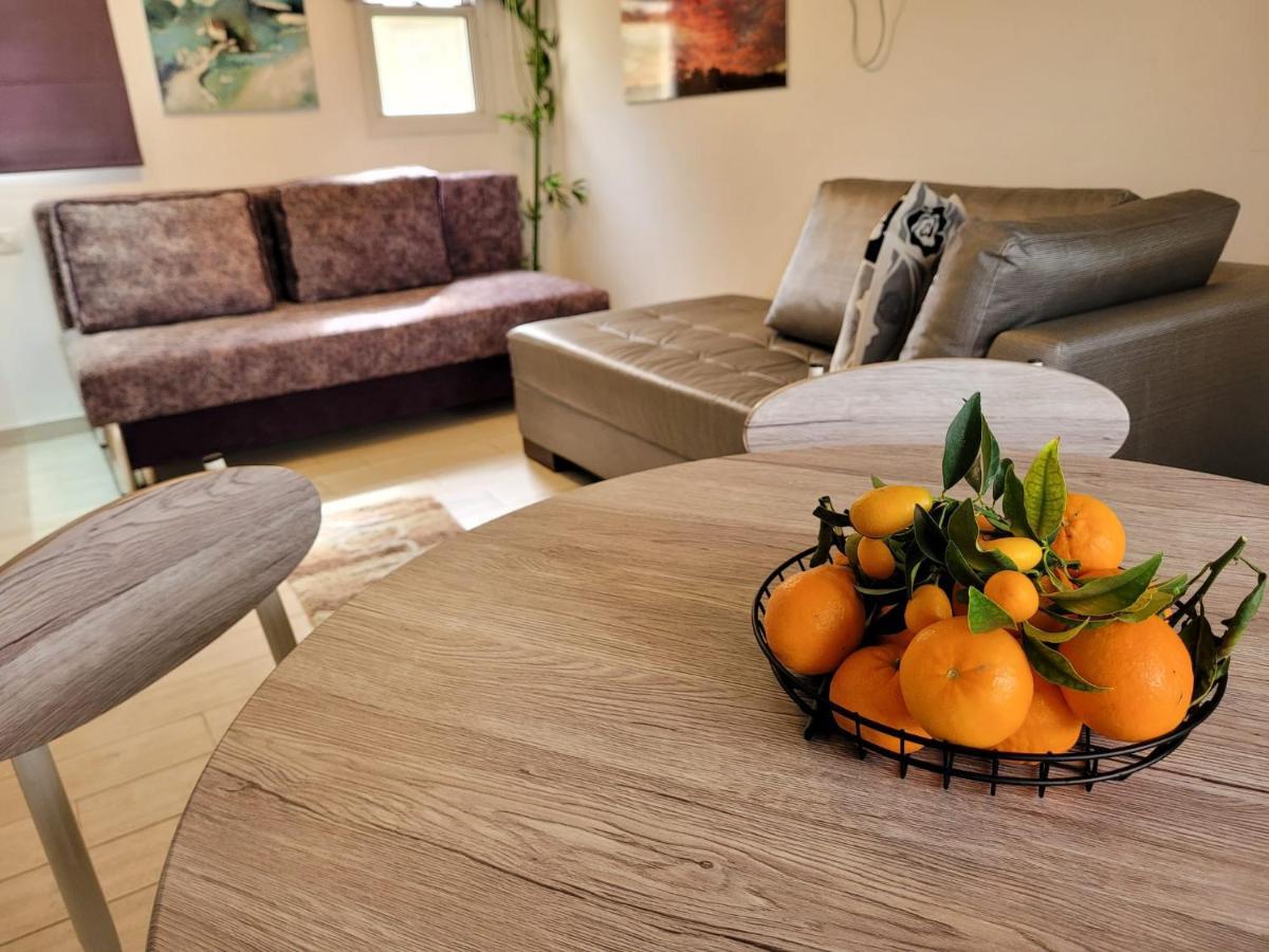 Nuriel Fruit & Guest House Sheʼar Yashuv Exterior foto