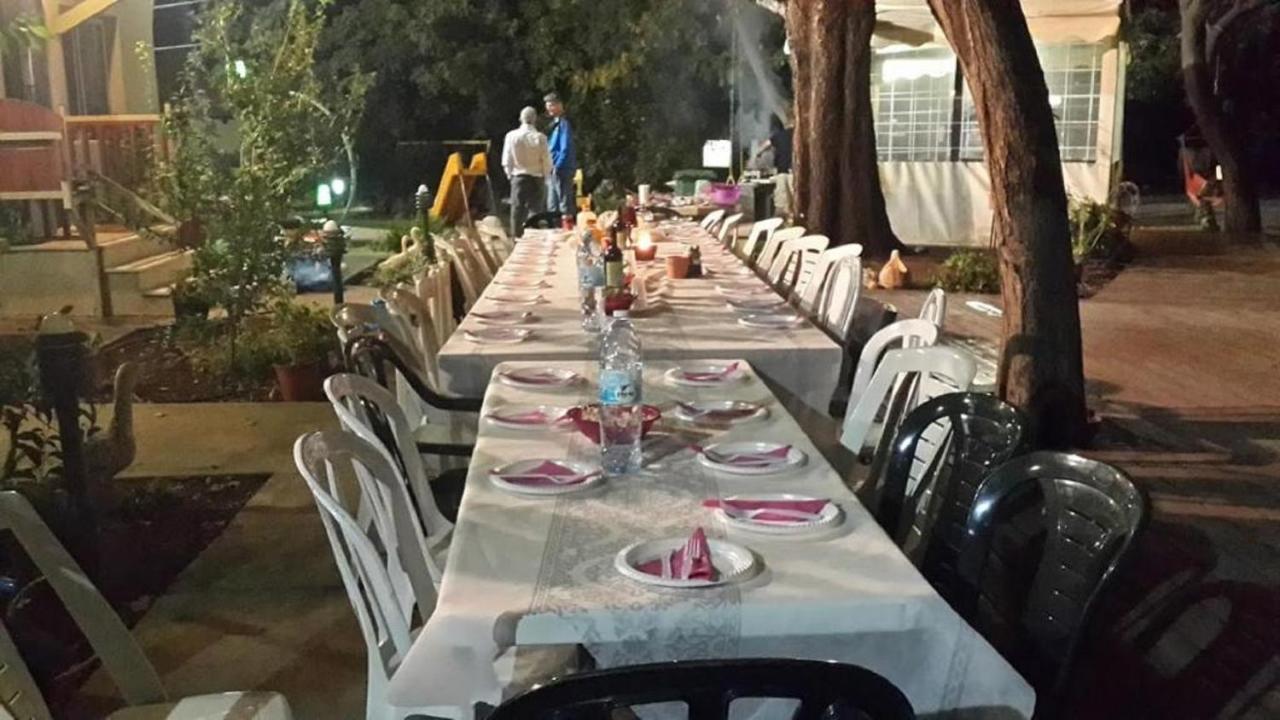 Nuriel Fruit & Guest House Sheʼar Yashuv Exterior foto